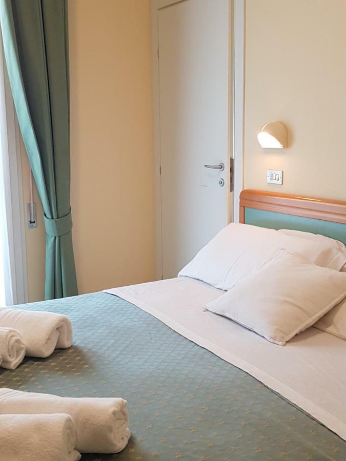 Hotel De La Plage Rimini Kültér fotó